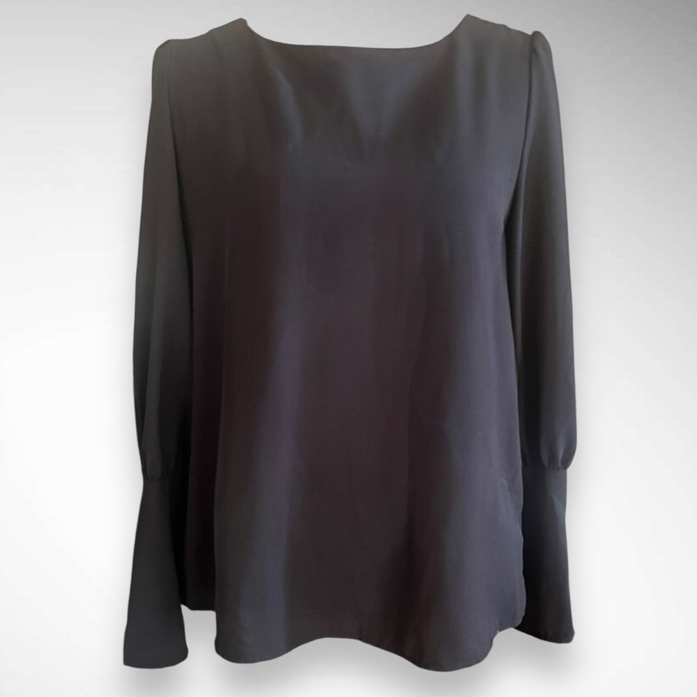 Women's Black Long Sleeve Blouse‎ With Button Detailing On Back and Cuffs | EUC